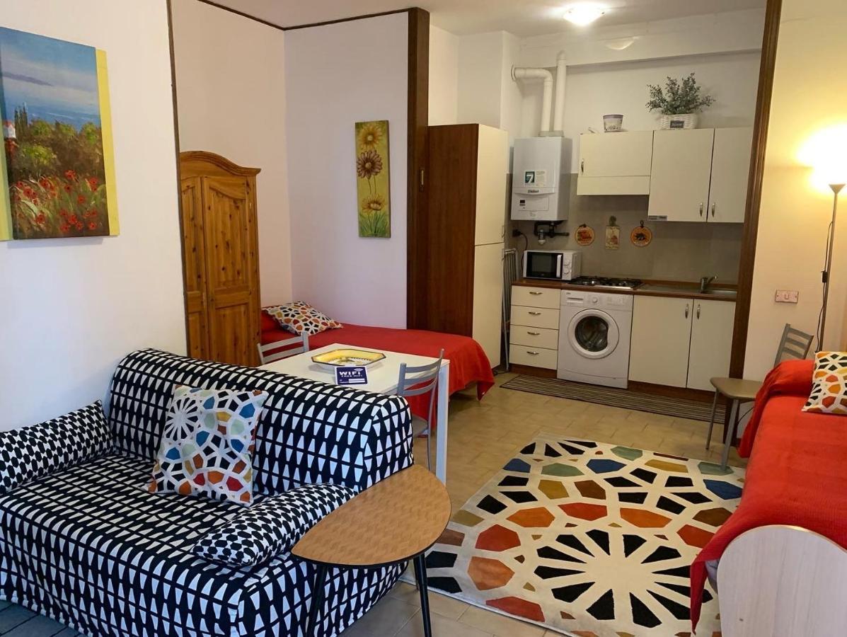Appartamento affitti brevi Verona Colors/G.B. Rossi friendly Eksteriør billede